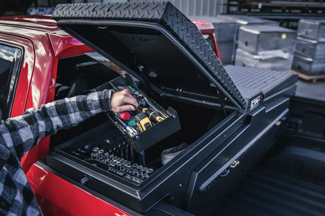 Chandler Adapt Toolbox Gullwing removing toolbox