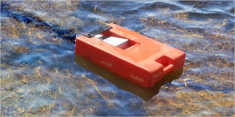 Fol-Da-Tank Float Dock Strainer