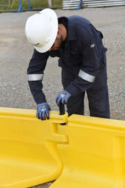 Ultratech M2 Containment Wall connect pin